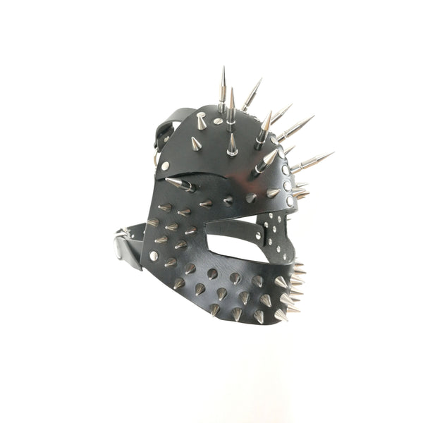 'ŠIME' black leather mask with spikes