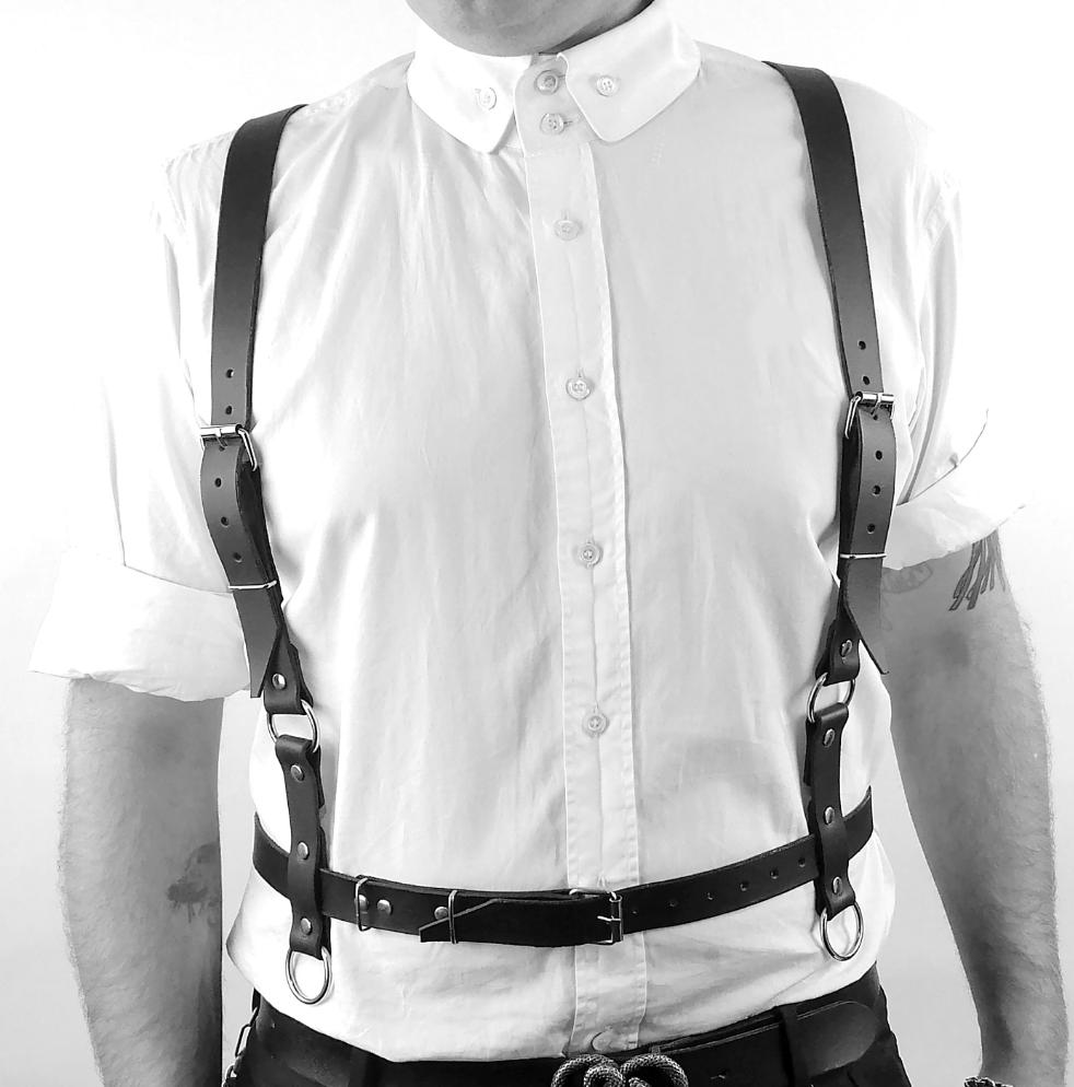 'LEON' black leather harnesses
