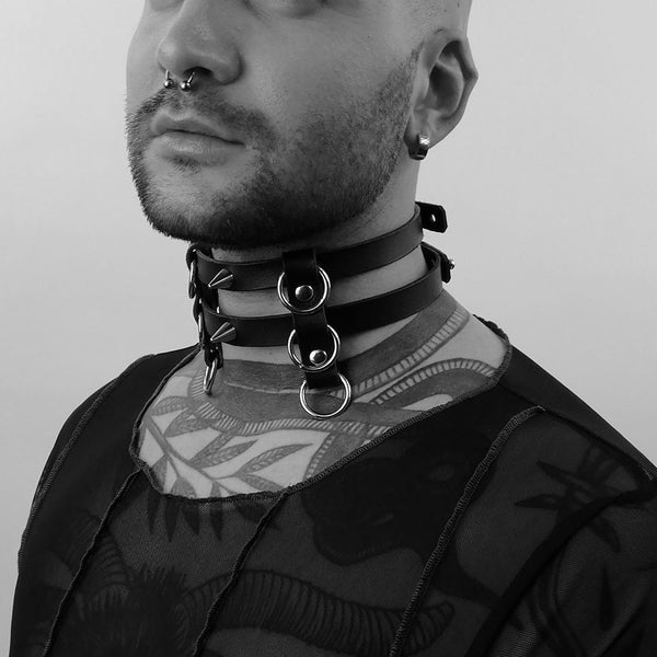'JARO' two strap choker with spikes